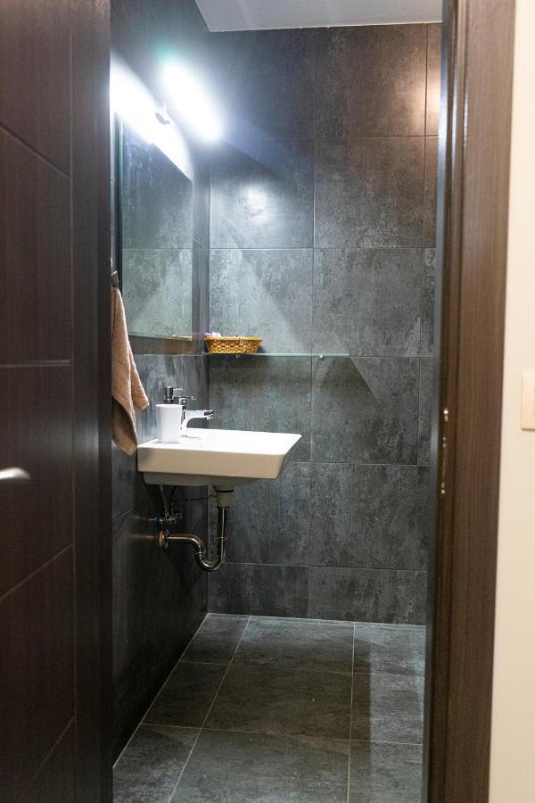 Fancy Big Apartment In The Heart Of Sofia Exteriör bild